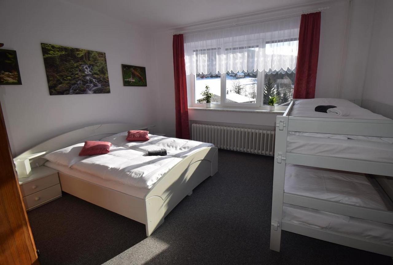 Pension St. Moritz Zelezna Ruda Exterior foto