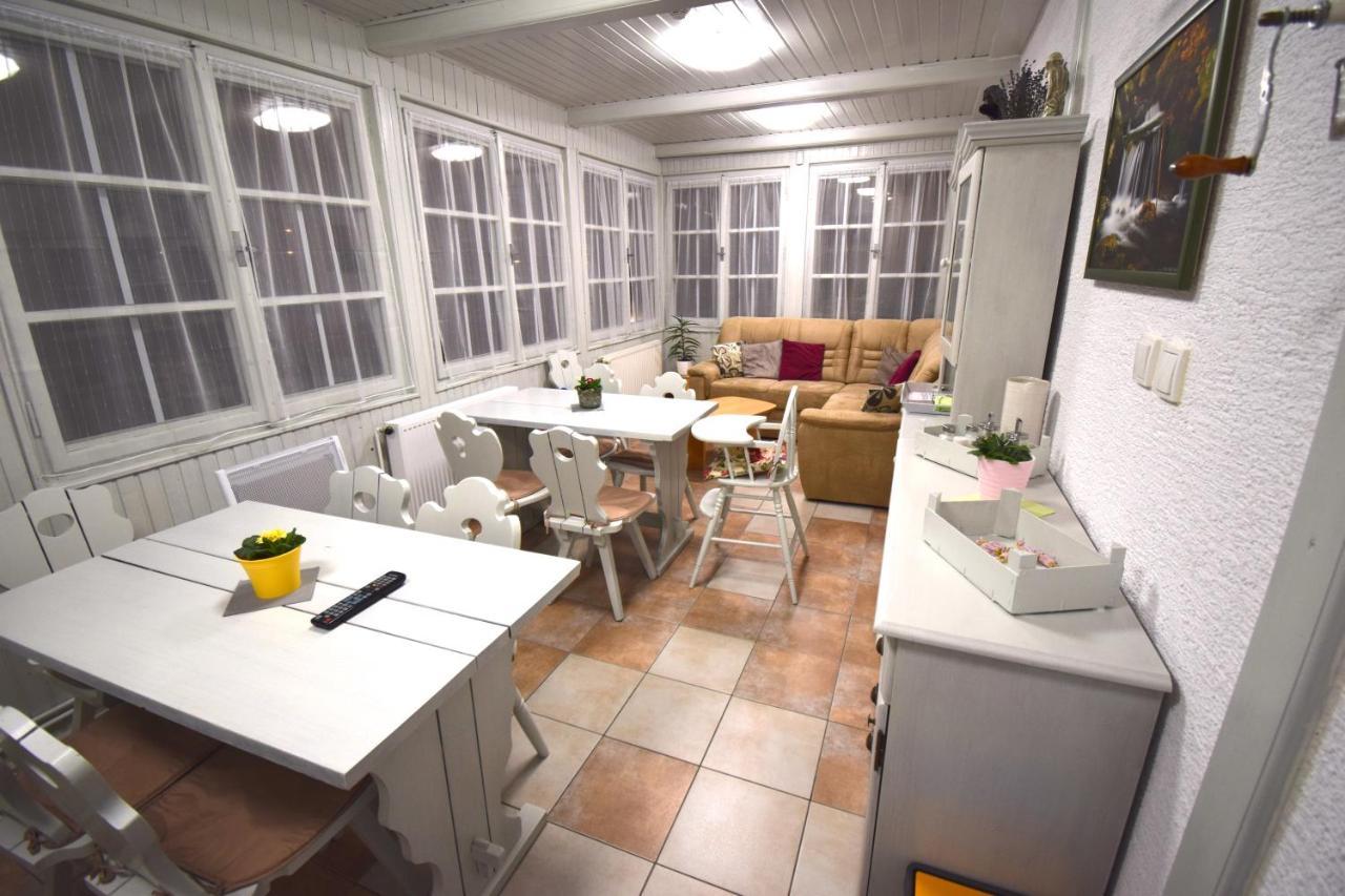 Pension St. Moritz Zelezna Ruda Exterior foto
